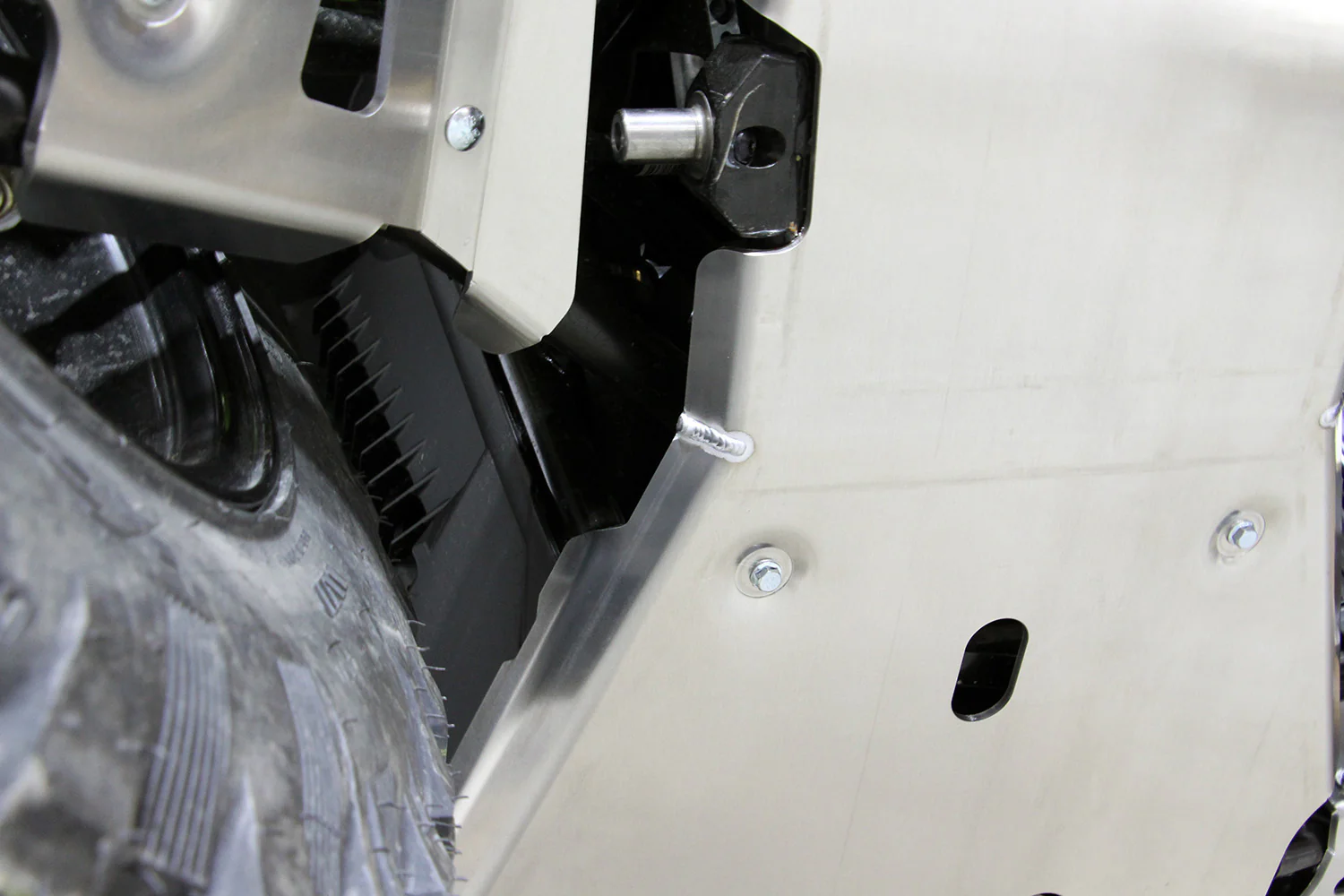 Full Skid Plate Kit — Can-Am Outlander Max 850/1000R (2025—26) - Image 8